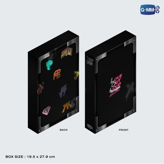 LMMYGO's tweet photo. [PRE-ORDER/MY GO 🇲🇾]
DVD BOXSET LOVE OUT LOUD FAN FEST 2023: LOVOLUTION

☁️ Price: RM258
☁️ Second payment needed
☁️ Deadline: 07/08/23
☁️ Order here: https://t.co/Z1yyTz25QI

#LMMYGroupOrder #LMMYupdate_byGMMTV https://t.co/LQTwz5nGff