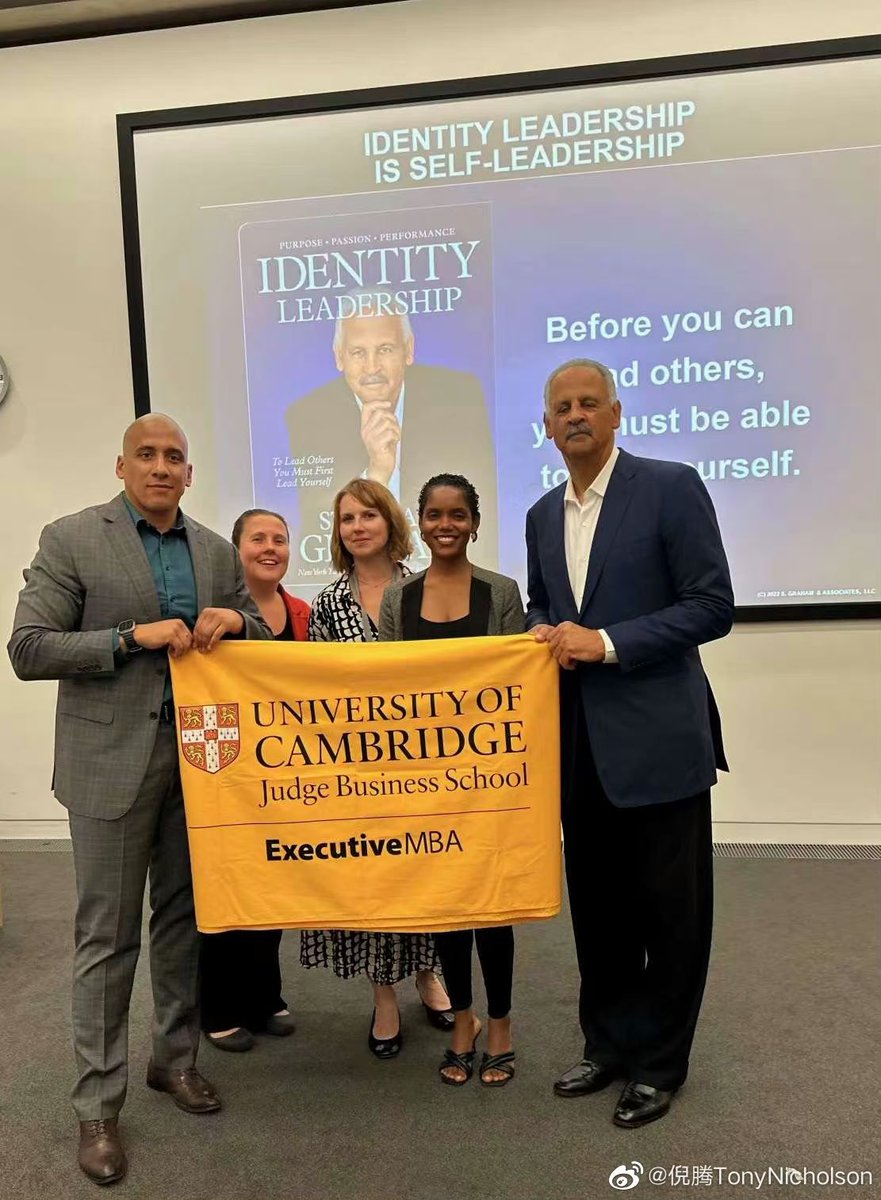 Tony Nicholson 倪腾 tweet media