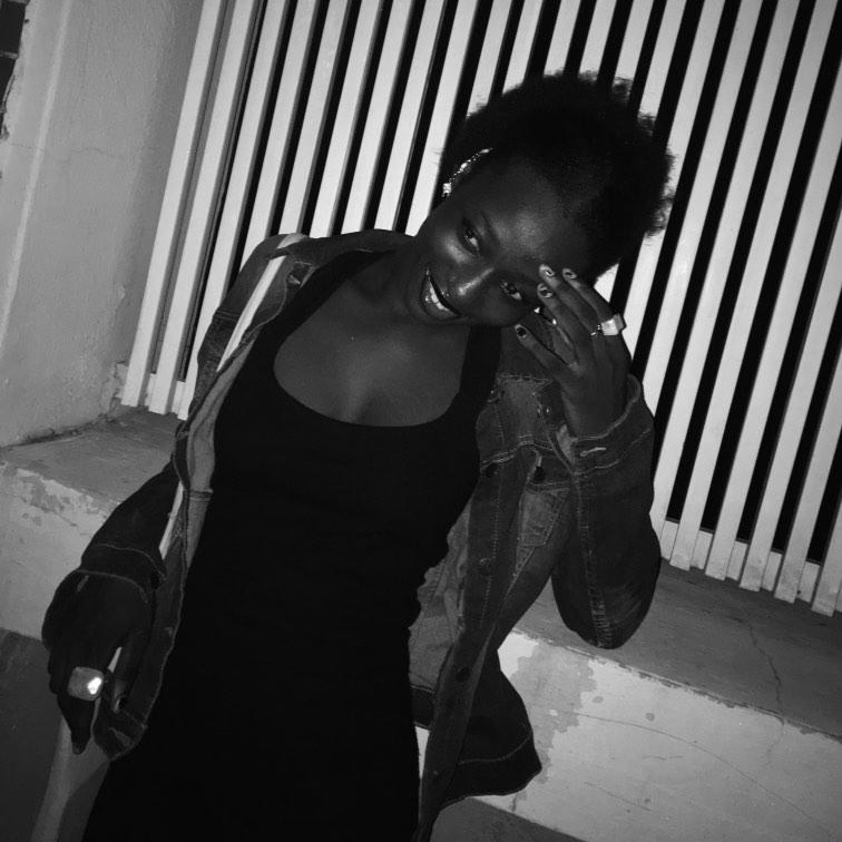 Harlee__marh's tweet photo. Nights like this 💐 https://t.co/T0zFIiN7Qj