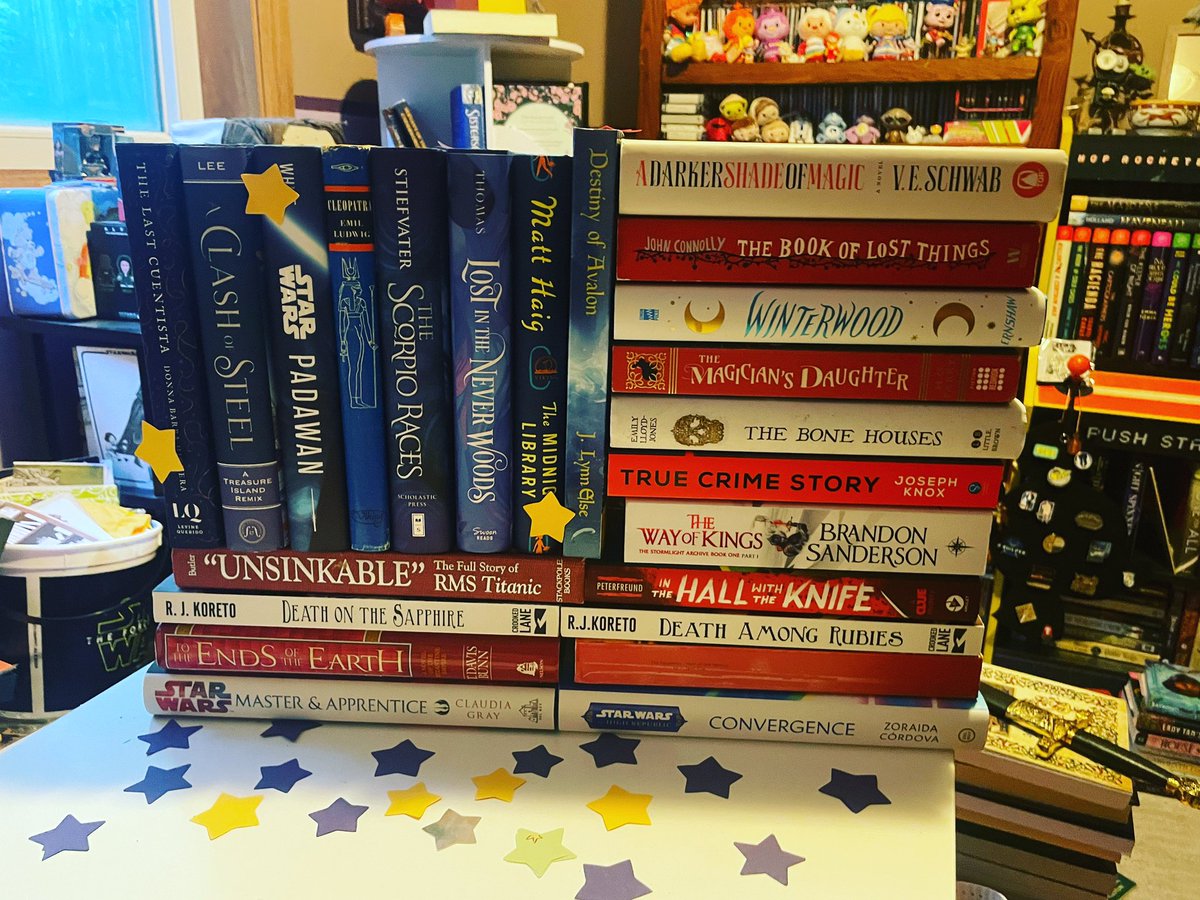 JLynnElseAuthor's tweet photo. Happy 4th from this book nerd. If you can make a Christmas tree with books, why not a flag too?
#booksbooksbooks #fourthofjuly #americana #bookdragon #readersoftwitter #amreading #AuthorsOfTwitter #writersoftwitter #wordnerd #bookaddict #holiday #bookflag https://t.co/vRCXTd4BsA