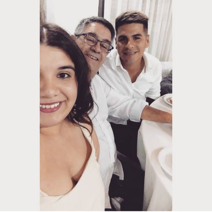 AMilagrosVidela's tweet photo. Y cuando yo cierro mis ojos para no pensarte,te siento aquí dentro y quiero abrazarte, pero es imposible porque ya no estás 💔 https://t.co/sR44DlIDor