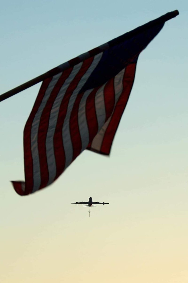 KC135BOOMER's tweet image. Happy Independence Day!! #USAF #KC135 #BoomOperator #America