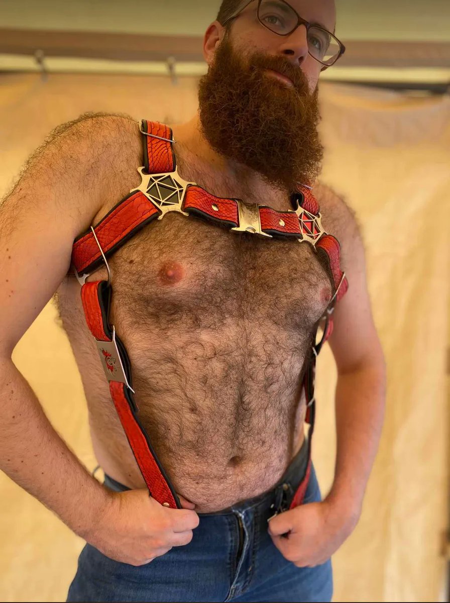 VanLeatherMen's tweet photo. This Saturday at GRUNT Night with a Jocks theme, we will have the one and only Cockeye Kink doing a pop-up shop! Here are some samples of custom harness designs modelled by the studly Eric! https://t.co/7B3JWVO0WK