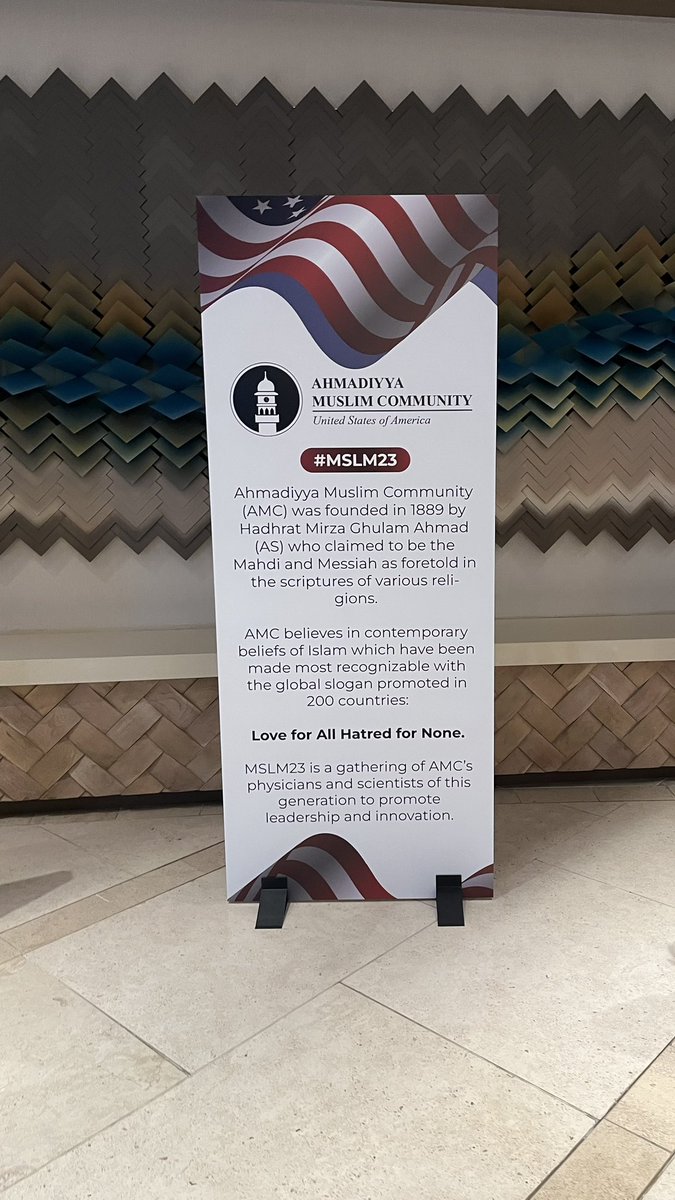 ammausa's tweet photo. What an honor to have #MSLM23 featured in the @JWMarriott Orlando lobby with hundreds of hotel guests reading more about the Ahmadiyya Muslim Community (@TrueIslamUSA ) and our AMMA, AWSA, AAMS @alislam professional organizations
#MSLM23 even had center stage over @TomBrady 😉 https://t.co/dwPsodq9Cr