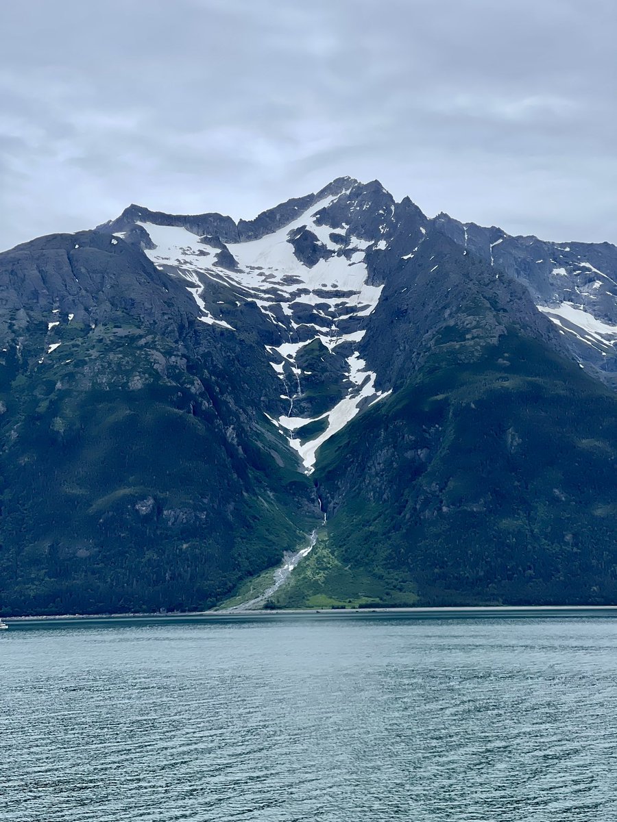 Independence Day in Alaska. The American spirit is alive and well 💪🏻 🇺🇸