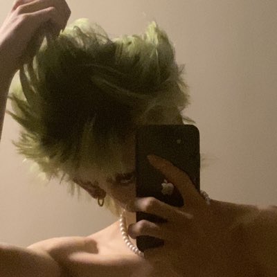 ༒ tweet media