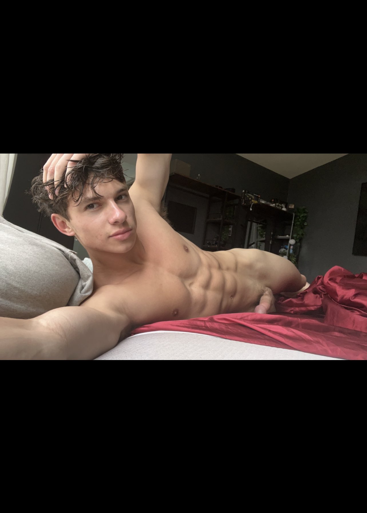 CJ Clark on X: Nobody to lay next to me right now, kinda dissatisfied  t.co4wZTIfAlBg  X