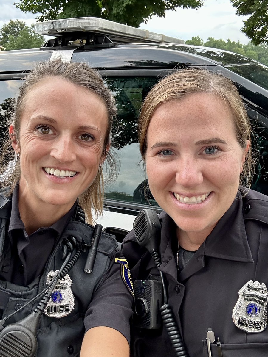 siouxfallspd's tweet image. We are back at it again!

It’s exhausting being the bad guys, but someone has to do it. 

It’s not worth the $107.50 citation! /982