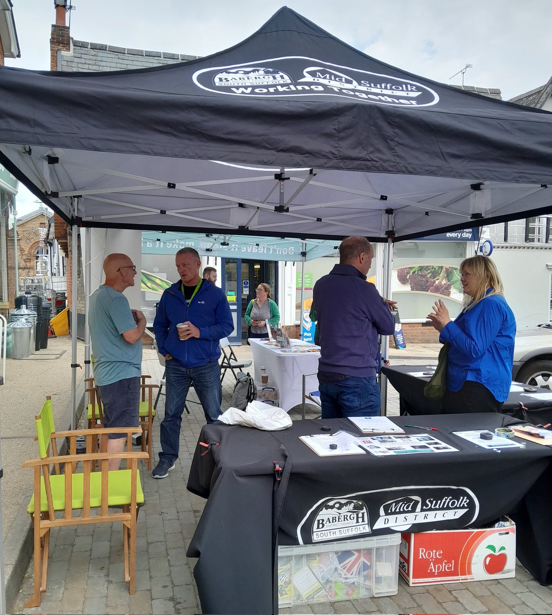 cllr_tim's tweet photo. Talking Anti Social Behaviour in Eye. Managing ASB can be a complex and sensitive activity; our officers were raising awareness, meeting residents and local representatives to answer questions and signpost the suppprt available. #AntiSocialBehaviourWeek @resolveasb https://t.co/UYvOjcqYDJ