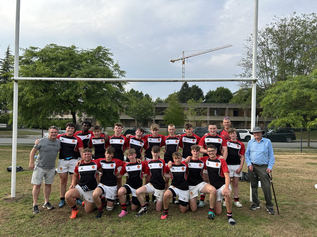 Giggleswick School Sport (@giggsport) on Twitter photo More pictures to follow…but it was a pleasure to welcome two Old Giggleswickians to our game in Vancouver this afternoon.
Both took to the field over 60 and 30 years ago.
#GiggSport⚫️🔴 <a href="/giggschool/">Giggleswick School</a> More pictures to follow…but it was a pleasure to welcome two Old Giggleswickians to our game in Vancouver this afternoon.
Both took to the field over 60 and 30 years ago.
#GiggSport⚫️🔴 <a href="/giggschool/">Giggleswick School</a>