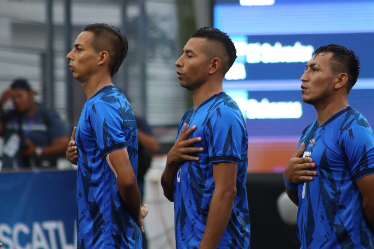 LaSelecta_SLV's tweet image. 📸 | Fotogalería del juego de El Salvador 🇸🇻 7-4 🇧🇸 Bahamas #LaSelectaDePlaya #JuegosCentroamericanos2023
