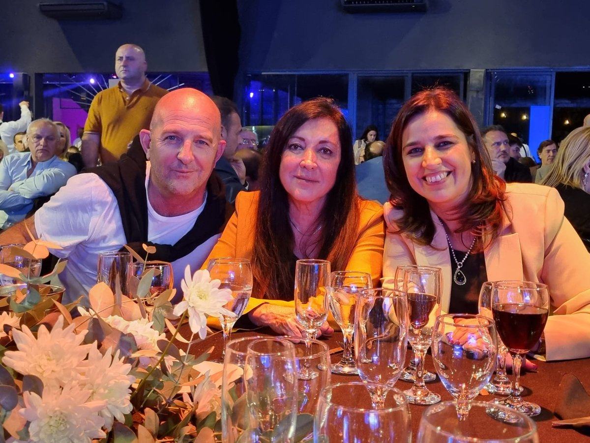 MSoleCarrizo's tweet photo. La Córdoba N⁰1 del país es posible junto a @rodrigodeloredo y @SoherElSukaria ¡Vamos juntos para lograrlo! 💪 https://t.co/aSzFLQ3RLk