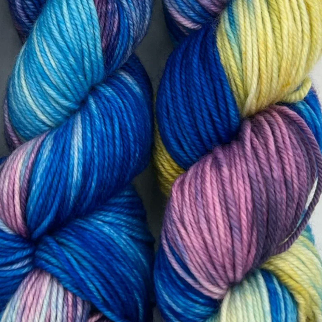 DarnYarnCA's tweet photo. Loony Wisdom is a colourful symphony of blues, purples, and lemon yellow. We've got just a few skeins left of this gorgeous creation from Nerds with Needles, so if it's calling your name, grab it fast!

https://t.co/dstTuI3CH8 https://t.co/GE8h5HJ8W8