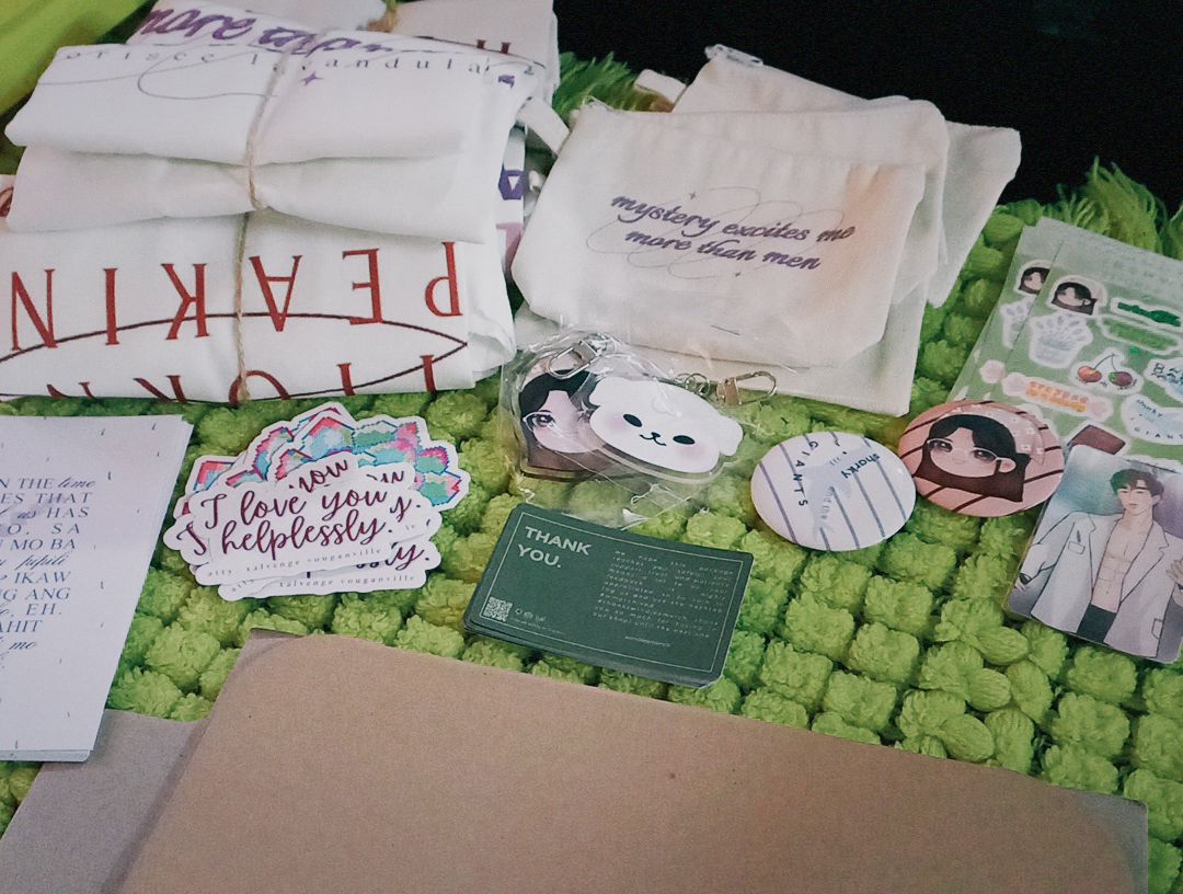 windiesmerch's tweet photo. #wmupdates — hello! all items/orders are onhand na po and packing na din. kindly wait for shipping form for those who ordered thru gform, sa cod naman po tomorrow start ng ship out. thank you, winkdies! https://t.co/SESXwHtcFb