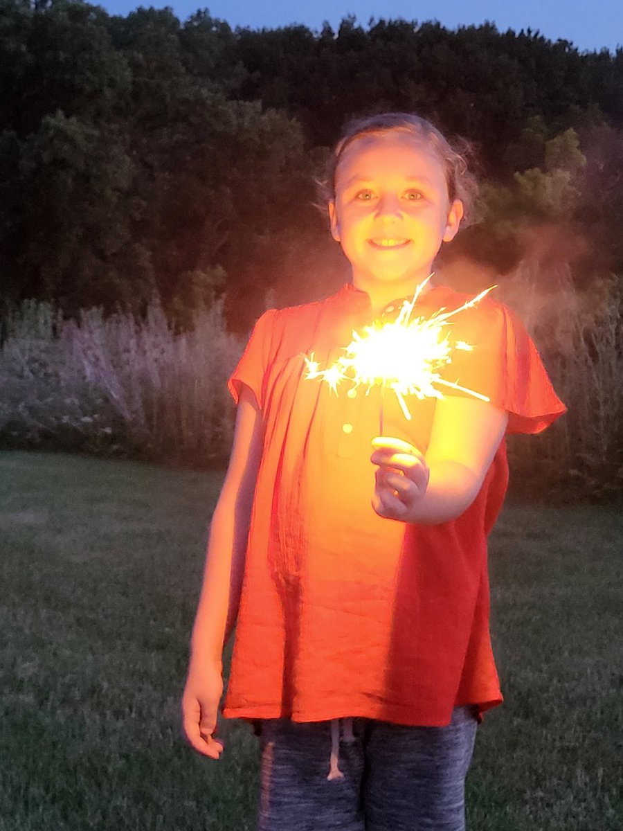 KaraStone40's tweet photo. Happy 4th of July
@Coach_Stone_MT
@QBStone18
#stone7 https://t.co/NyaaR4lLMb