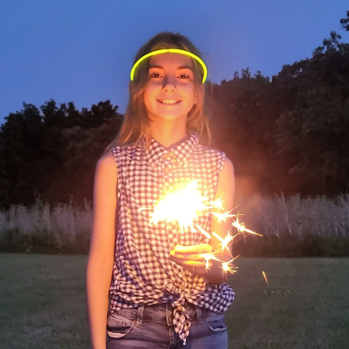KaraStone40's tweet photo. Happy 4th of July
@Coach_Stone_MT
@QBStone18
#stone7 https://t.co/NyaaR4lLMb