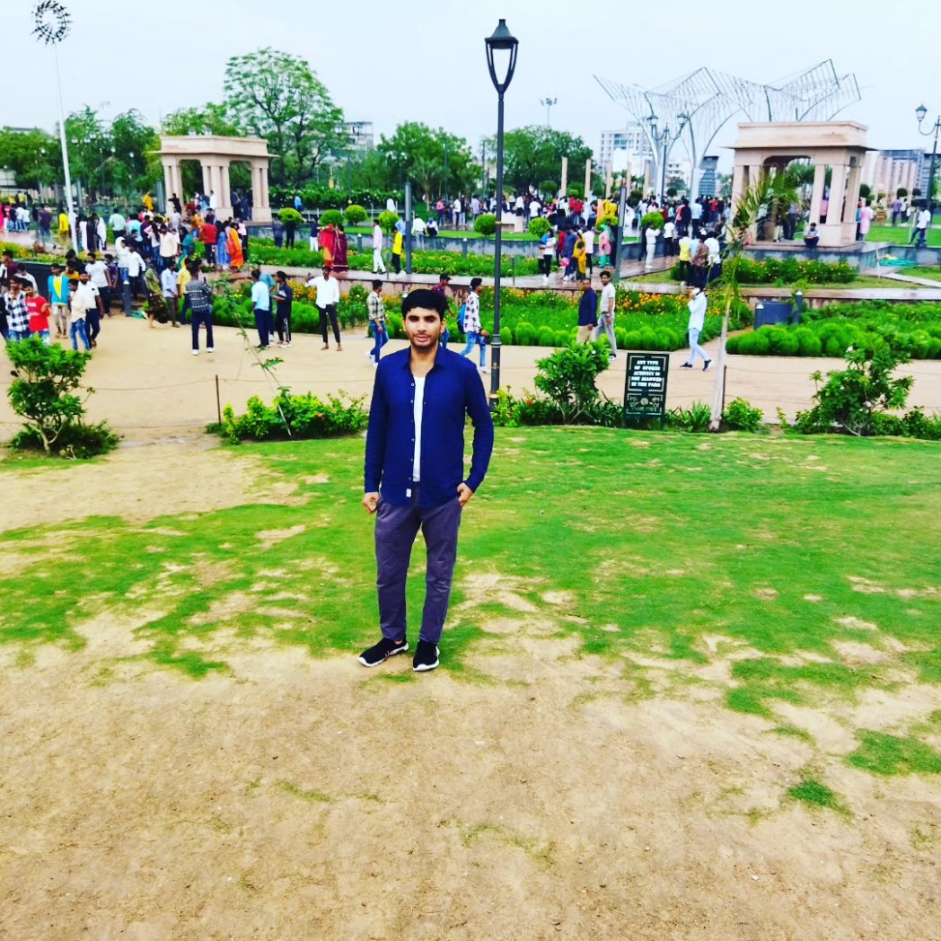 IAMLRKARODI's tweet photo. #NewProfilePic https://t.co/a7kKClGbvf
