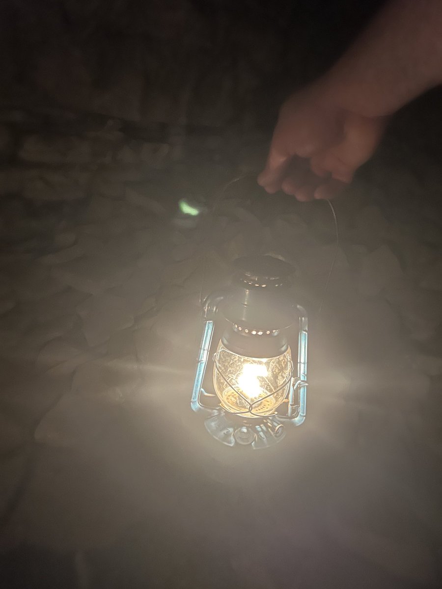 sam_oldenburg's tweet photo. A cave walk by lantern light was a pretty neat experience ⁦@MammothCaveNP⁩ #cavecountrytrailschallenge https://t.co/kVPWjmP7nu