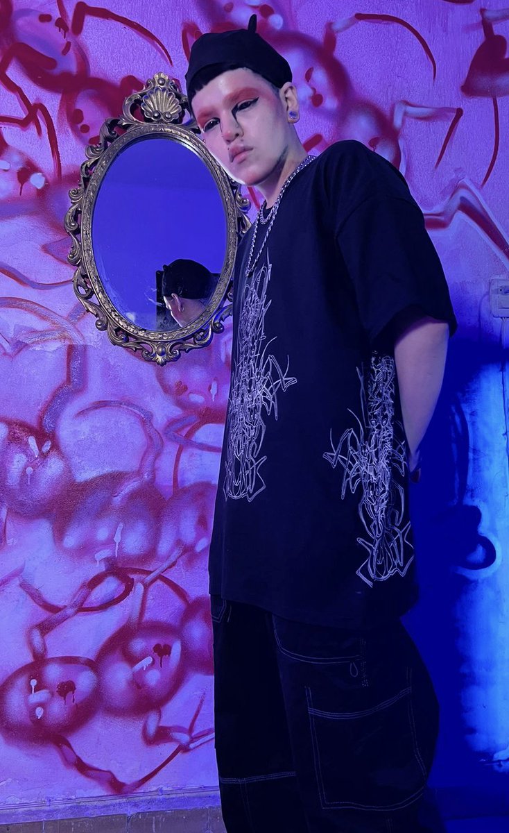 Esa foto no c xq no la puse primera en el post cuando la subí