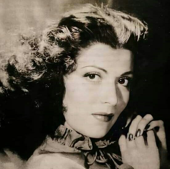 #GloriaMarin #GloriaMarinDiva #Diva  #divasdelcine #cinemexicano #fotodelrecuerdo