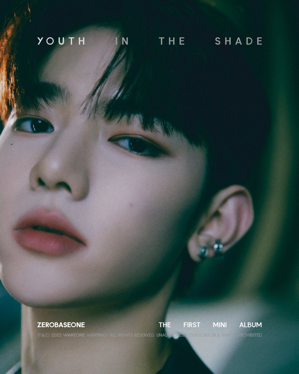 StoneMusicEnt's tweet photo. ZEROBASEONE The 1st Mini Album [𝐘𝐎𝐔𝐓𝐇 𝐈𝐍 𝐓𝐇𝐄 𝐒𝐇𝐀𝐃𝐄]

Concept Photo DIGIPACK ver.
#ZHANGHAO #장하오

2023.07.10 18:00 (KST)

#ZEROBASEONE #ZB1
#제로베이스원
#YOUTHINTHESHADE #InBloom
@ZB1_official https://t.co/nKrE7wn10Y