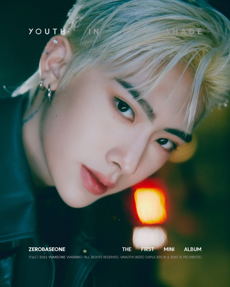 StoneMusicEnt's tweet photo. ZEROBASEONE The 1st Mini Album [𝐘𝐎𝐔𝐓𝐇 𝐈𝐍 𝐓𝐇𝐄 𝐒𝐇𝐀𝐃𝐄]

Concept Photo DIGIPACK ver.
#RICKY #리키

2023.07.10 18:00 (KST)

#ZEROBASEONE #ZB1
#제로베이스원
#YOUTHINTHESHADE #InBloom
@ZB1_official https://t.co/3BHrlQJTXX