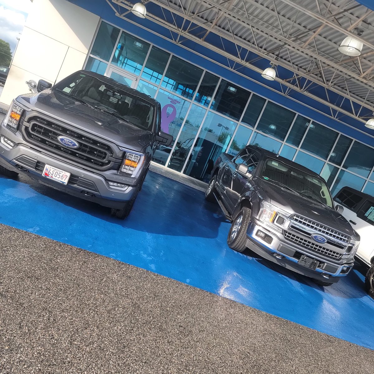 zobadd's tweet photo. 2018 2.7 EcoBoost Chrome pkg to 2023 5.0 Coyote Black pkg
#F150 https://t.co/y5SEZoKMue