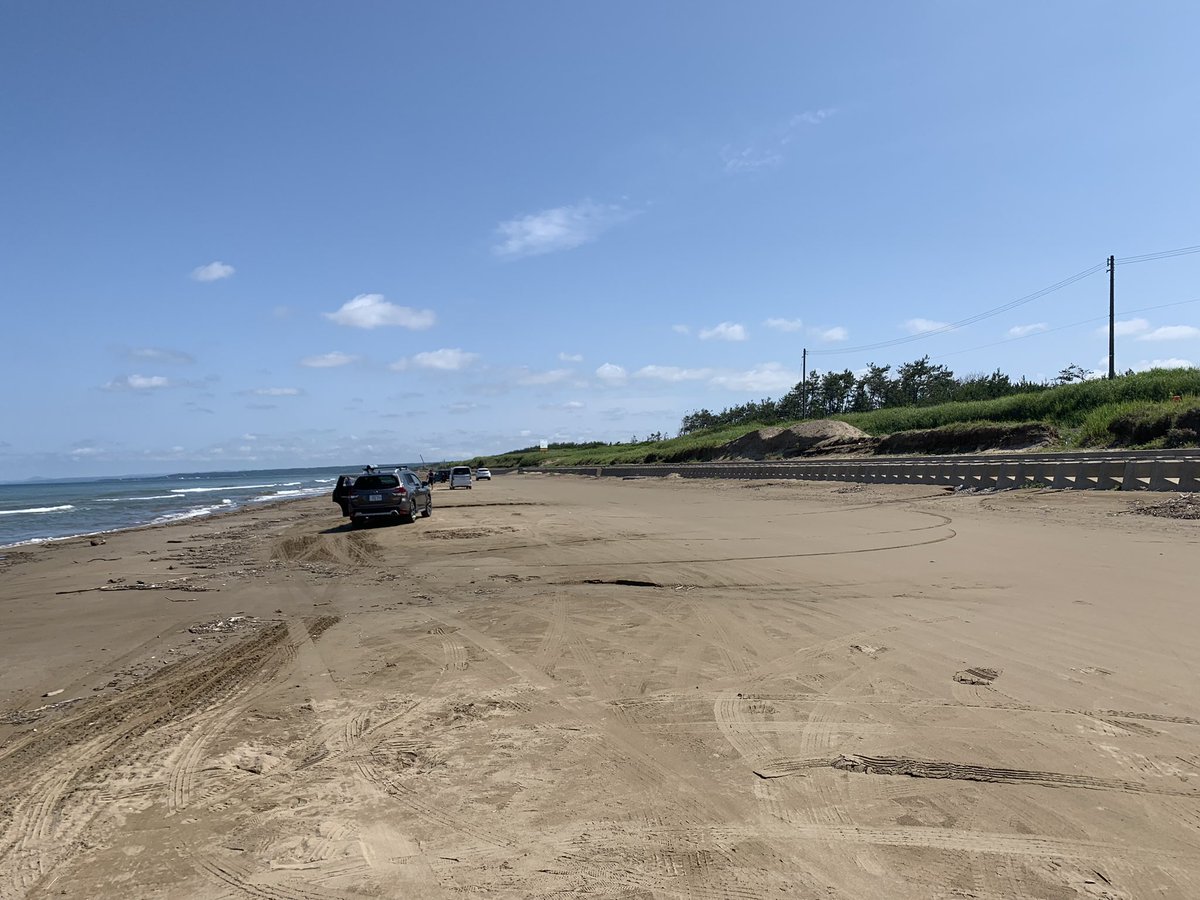SharonApple1921's tweet photo. 北陸観光その2 千里浜　車で走れる砂浜！ https://t.co/JLwnU6k0OI