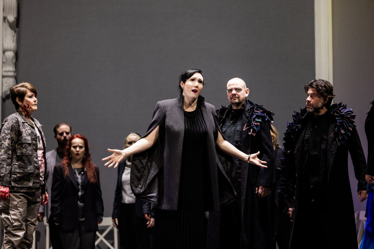 Victorian Opera tweet media