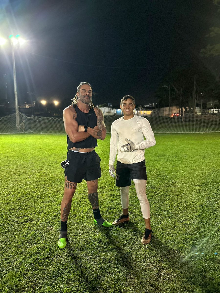 Alan_Passos's tweet photo. Treinão 🏈🦂@ScorpionsFA #gameweek @LigaBFA https://t.co/ertQ2HcyNu