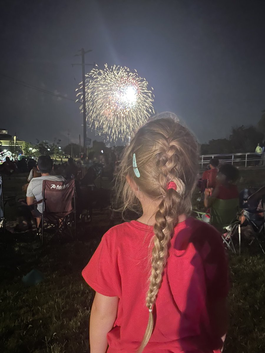 ErinForYall's tweet photo. Last three 4th of July stops:

Meadows Center (check out Lark’s mermaid facepaint)

St John’s 4th of July fundraiser

Back to Buda for fireworks.

Happy 4th y’all! I hope you refilled the well to keep fighting for a strong democracy! https://t.co/dgLtSawzcz