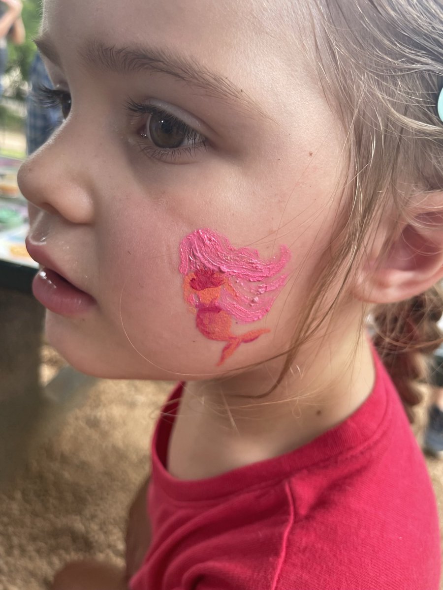 ErinForYall's tweet photo. Last three 4th of July stops:

Meadows Center (check out Lark’s mermaid facepaint)

St John’s 4th of July fundraiser

Back to Buda for fireworks.

Happy 4th y’all! I hope you refilled the well to keep fighting for a strong democracy! https://t.co/dgLtSawzcz