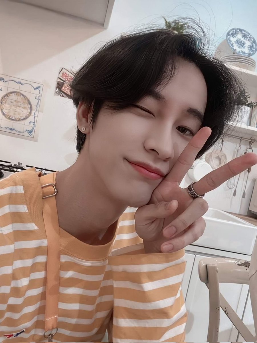 Nine France 🌼 tweet media