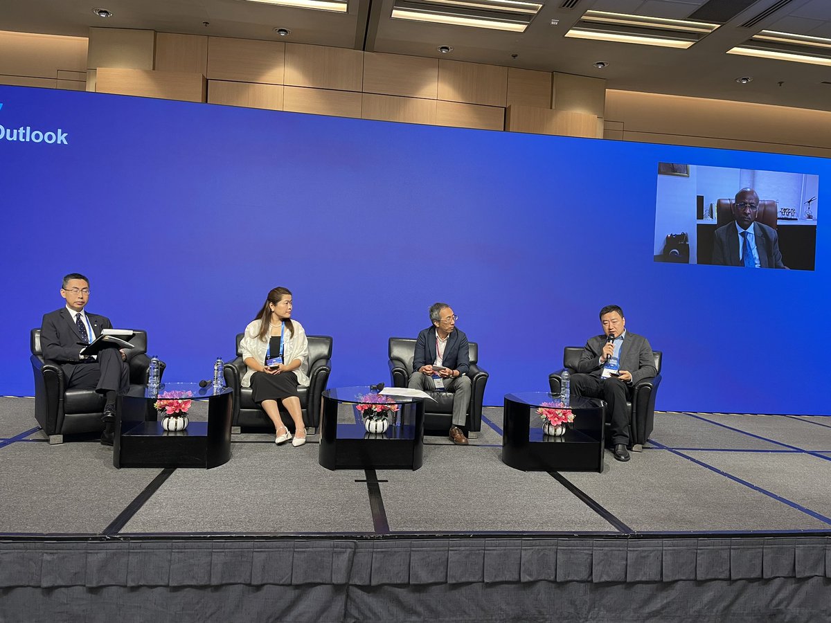 jia_rong_low's tweet image. Sun Zhao from CNNIC - in China, Chinese domain names have over taken ASCII domain names in terms of income. Brand and name recollection are key factors and people are willing to pay a higher price for these domains. Wow! #ICANN #APACDNSForum #HKIRC