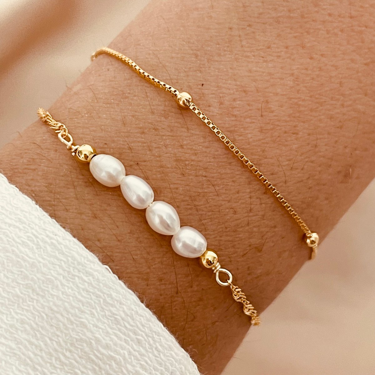 StoreAgata's tweet photo. Excited to share the latest addition to my #etsy shop: Freshwater Pearl Bracelet, Pearl Bracelet, Wedding Pearls Handmade Jewelry, Friendship Bracelet, Dainty Freshwater Pearl Bracelet https://t.co/1rsoED9akD #women #vintagegemstones #minimalist #lobsterclaw #pearlshel https://t.co/1V1EB6Vzxm