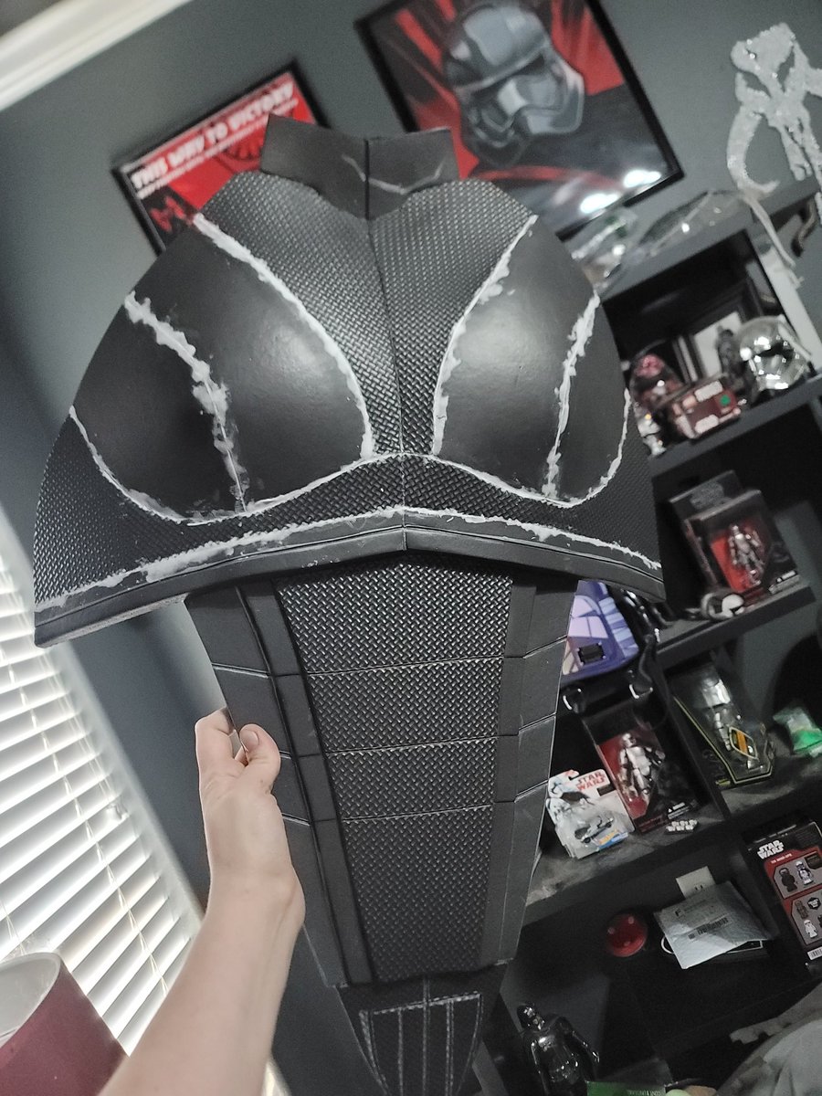 cosplaymeg's tweet photo. Made a TON of progress on my new #cosplay for @LongviewComiCon today - who will I see there?? #longviewcomiccon #cosplayer #concrunch https://t.co/UQ5ZdjFxYc