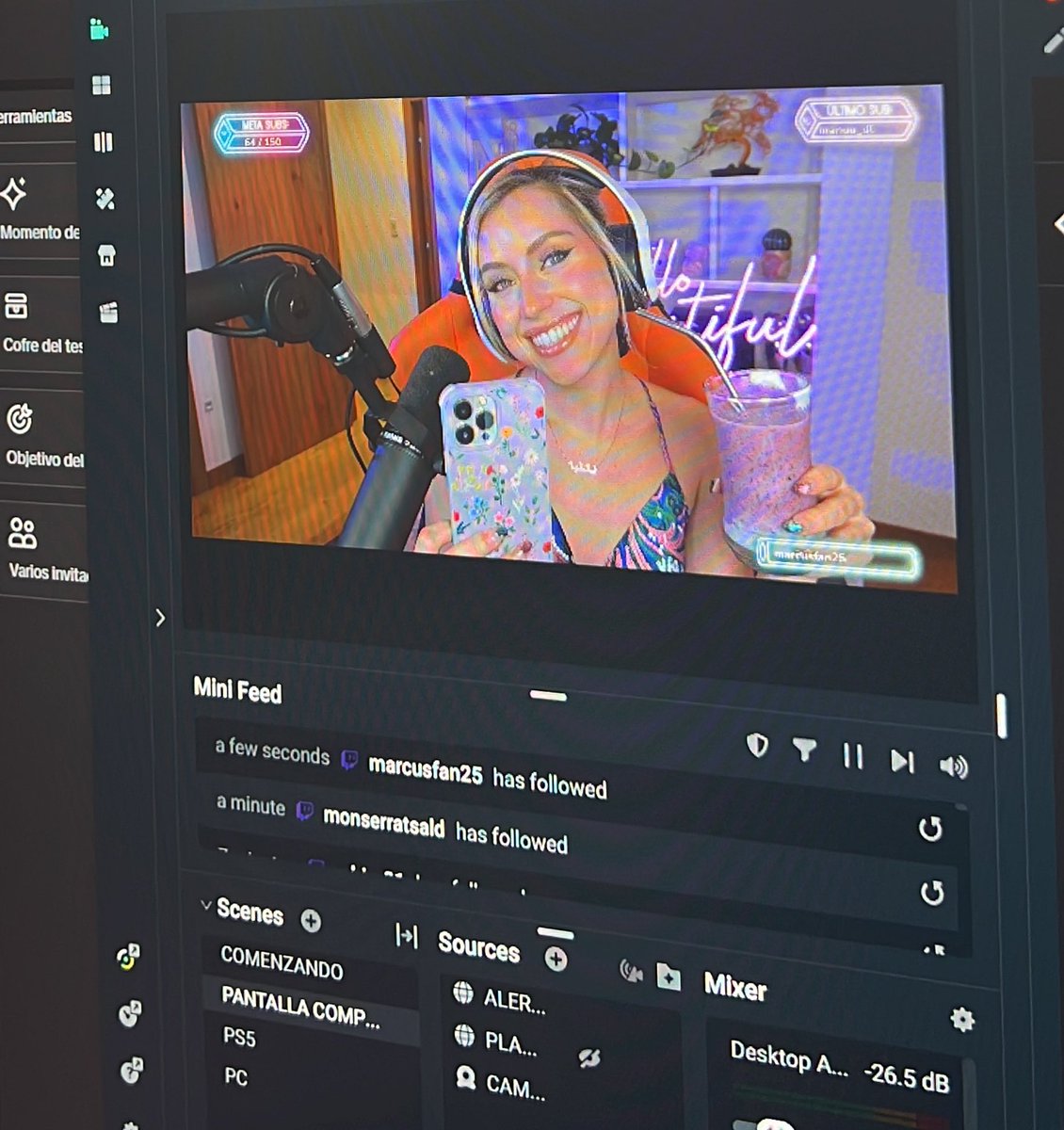 Ya estamos en directo con una bebida deliciosa que me hizo my love 😍 vengan a twitch: Nattaliajz