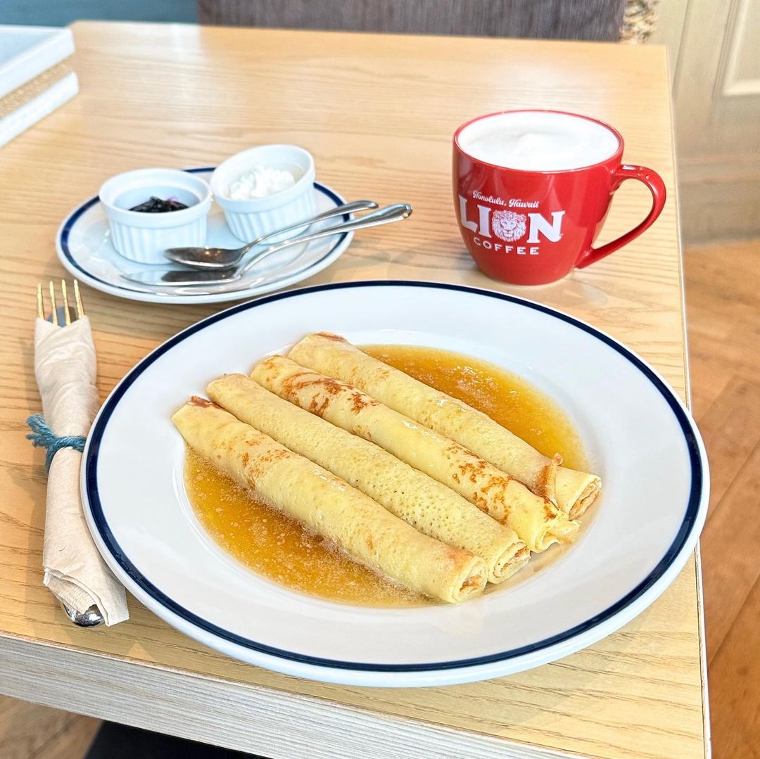 Suntygal's tweet photo. ＼ 銀座のパンケーキ ꪔ̤̮♥ ／
⁡
ザ・アイランド銀座本店 （ 
⁡
ロールパンケーキが気になっていたお店🤤🌀
もっちもち食感で、周りのメープルバターは熱々♡
最高に美味しい！！！🤭♡♡
⁡
#サーフィンをする 
#波乗り女子 
#波乗りタフ 
 #海の生活 https://t.co/azlnlv82vY