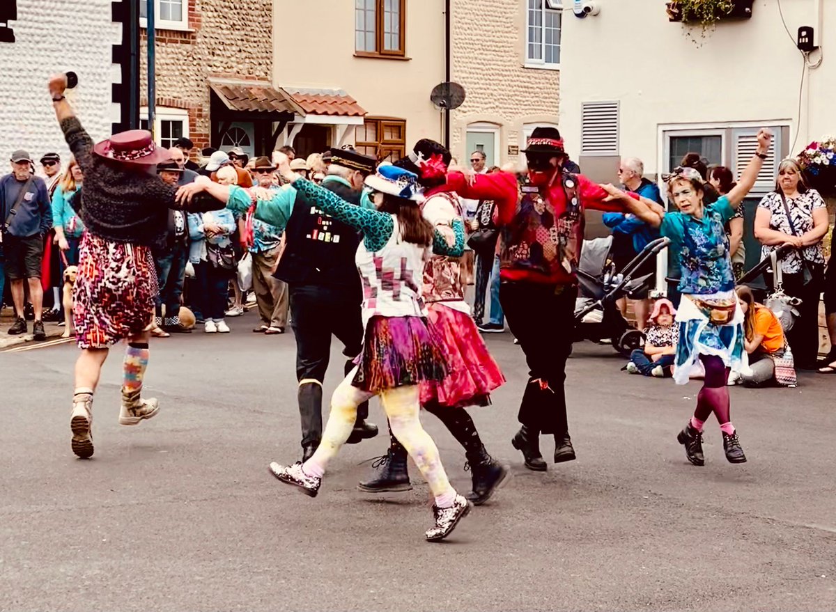 We had a smashing Sunday in #Sheringham... a few pictures to share... many taken by our wonderful friends #mollymalarkey