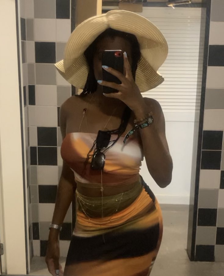 Dodv67's tweet photo. Outfits du Portugal 🥰 https://t.co/eihlyfzaFC