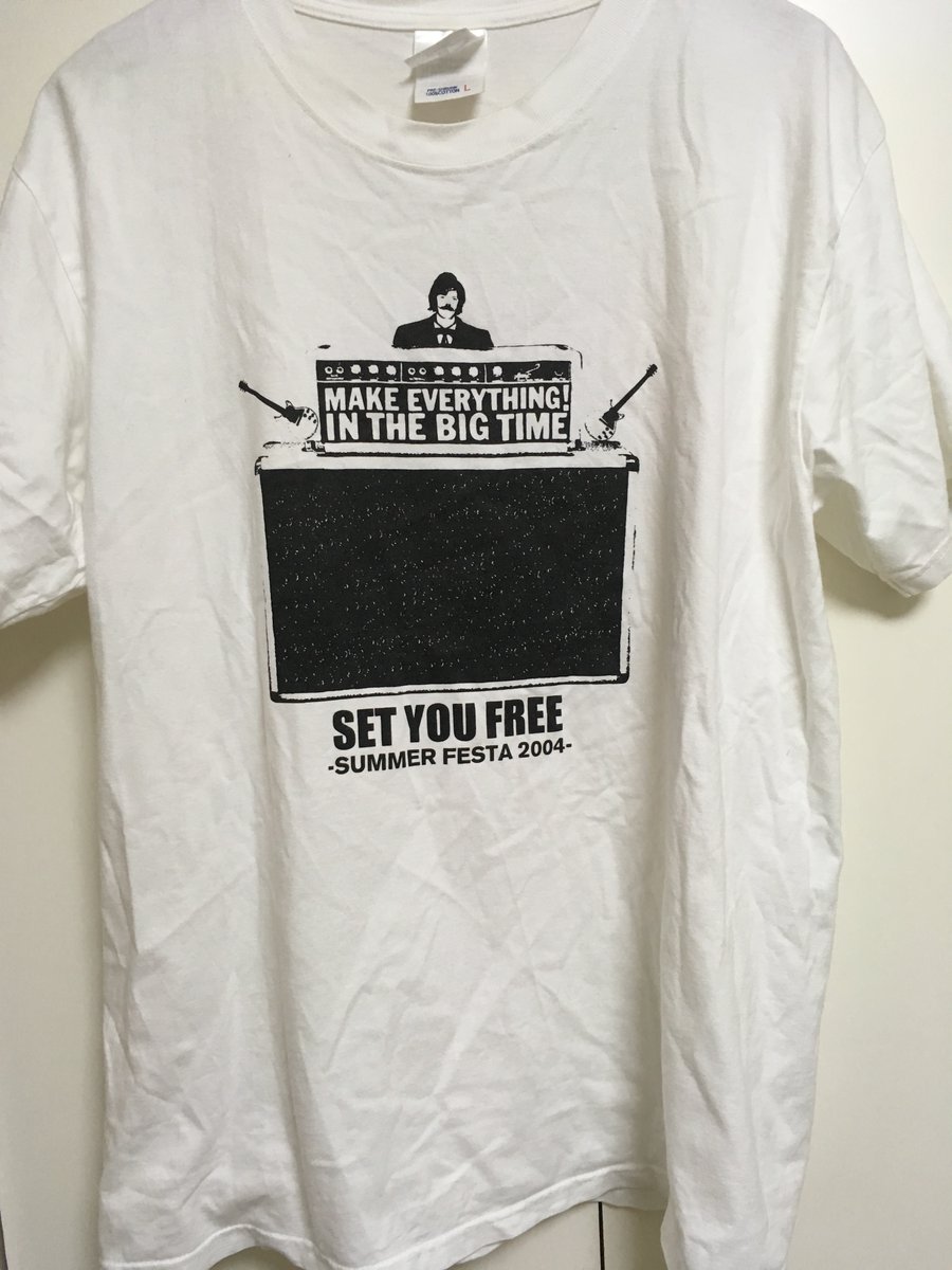 Top_40_Age's tweet photo. ＃117 SET YOU FREE -SUMMER FESTA 2004-
この日BREAKfASTの物販で、森本雑感氏のお下がりスケートデッキを購入。
#マーチャンダイズ記録シリーズ #IdolPunch #LaughinNose #RazorsEdge #MosomeTonebender #lostage #ComebackMyDaughters #YourSongIsGood #BREAKfAST #日本脳炎 #TheVickers #DashBoard https://t.co/wp1w2F8SJz