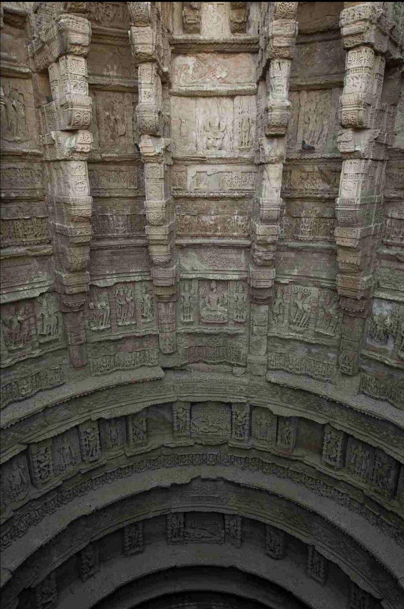 vmistweet's tweet photo. @caaaiis Vishnu in his Sesasayi (sleeping on the coils of the divine serpent) form is enshrined in the Well Shaft of the #stepwell patronised by Queen Udayamati in her capital #Patan, #Gujarat. This seven levels deep step well was conceived as an inverted temple of Lord #Vishnu. https://t.co/W8MRDhp1LL