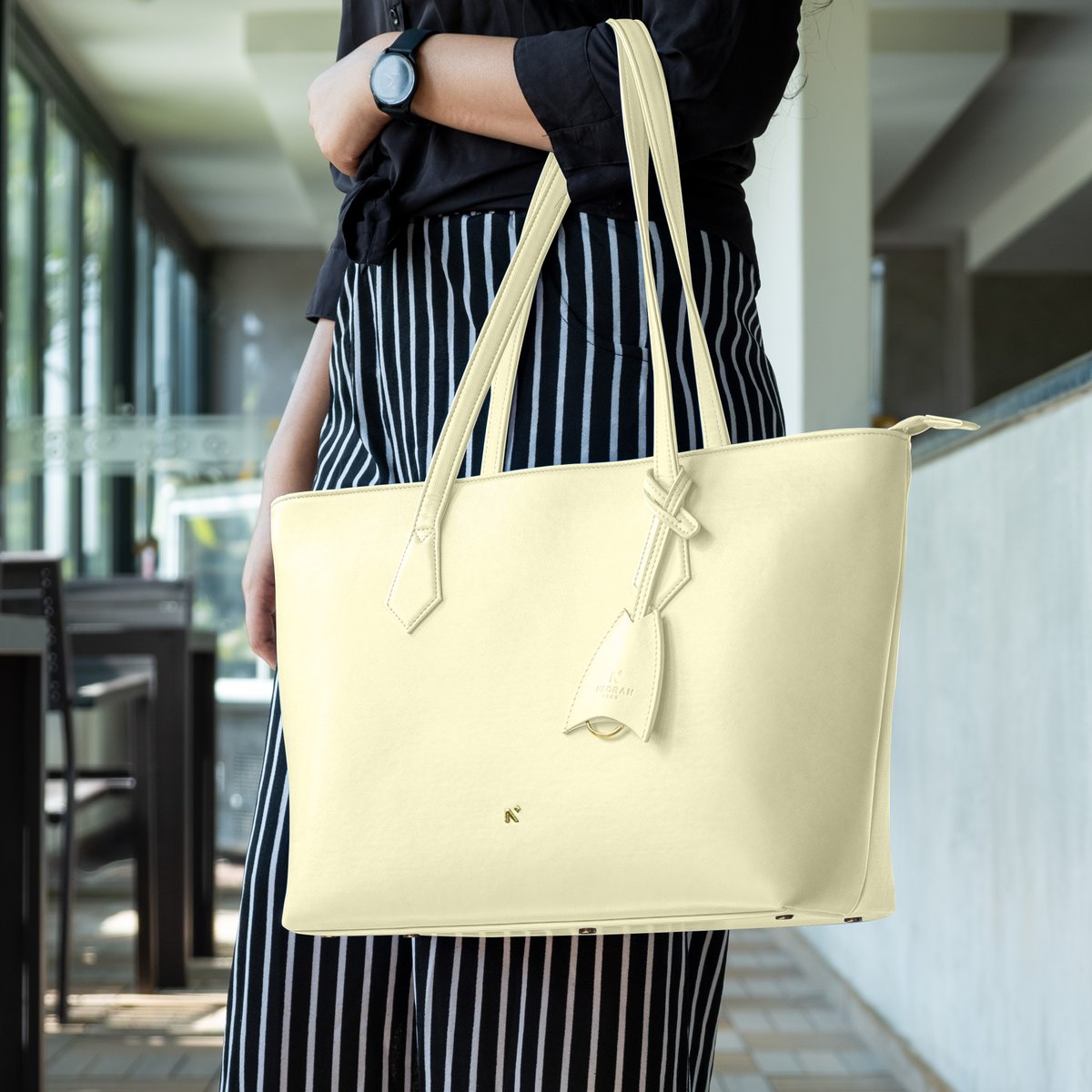 Carry your dreams, aspirations, and essentials with this empowering women's tote bag👜

atelierneorah.com/collections/to…
Tote Bags For Women

#neorah #totebags #bagsforstyle #fashionablebags #feelcomfortable #leathermade #personalizedbags #womenstyle #totebagtrend #stylishtote