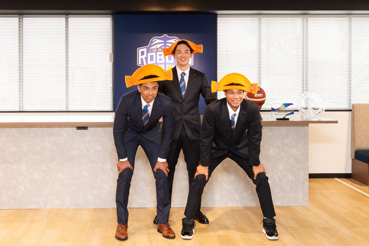 ibarakirobots's tweet photo. ◤　新加入選手記者会見　◢

本日、#2 #モサクダミロラ 選手、#12 #松本礼太 選手、#22 #中村ジャズ 選手の新加入選手記者会見を行いました。

今季からロボッツで躍動する3選手の活躍にご期待ください!!

#茨城ロボッツ https://t.co/GBi8S0b8nu