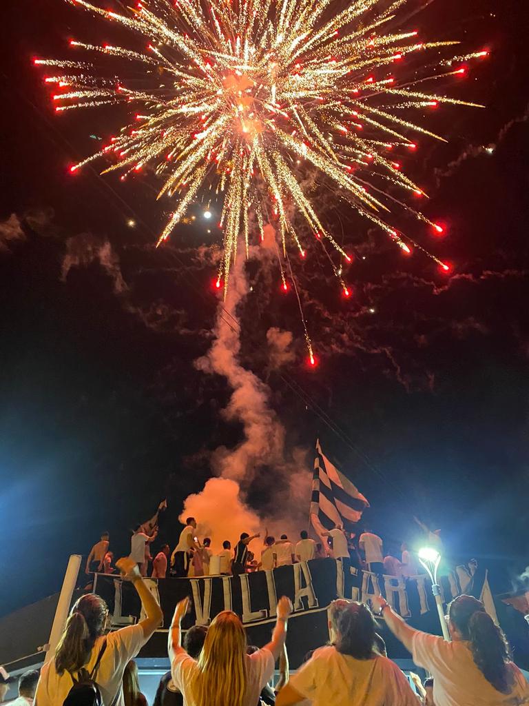 CAUnionOficial's tweet photo. EEEEEEEEEEEL PANZA YA SALIÓ CAMPEEEEEEEEEON 🏆 https://t.co/ZdbLpId6vh