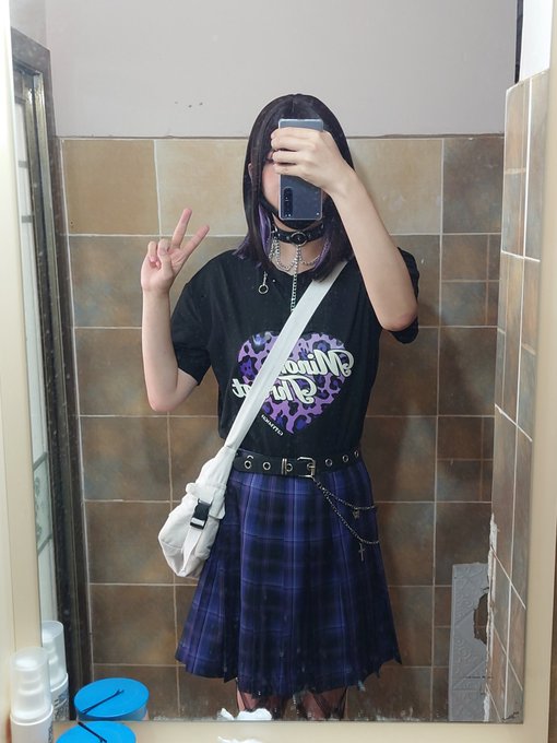 出门遛鸟 https://t.co/cXJegMQ9BI<a href="/tag/%E4%BC%AA%E5%A8%98"class="tags"><span>#伪娘</span></a><a href="/tag/%E9%95%BF%E8%85%BF"class="tags"><span>#长腿</span></a><a href="/tag/%E6%B7%AB%E7%BA%B9"class="tags"><span>#淫纹</span></a><a href="/tag/%E7%83%A7%E9%B8%A1"class="tags"><span>#烧鸡</span></a>