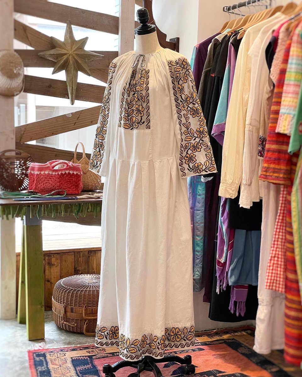 SAMAKIVintage's tweet photo. open 13:00-19:00
こちらのアイテムの通信販売は8日(土)からとさせていただきます
よろしくお願いいたします https://t.co/WOtB5WxGy5
