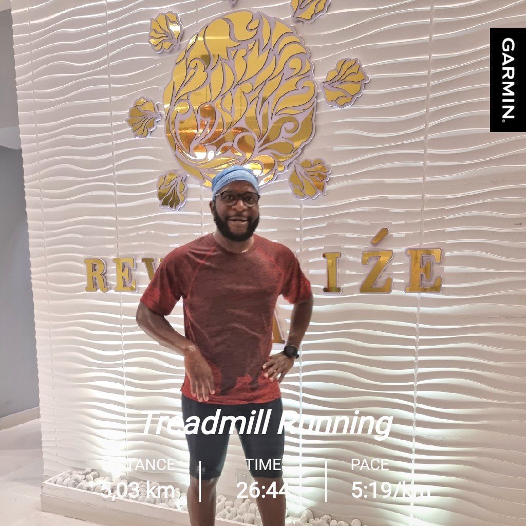 thembantsena's tweet photo. Holding it down in Nairobi, 🇰🇪 

#RunningWithTumiSole 
#450KMRunForAPurpose 
#RunningForGood https://t.co/lps3j6ZgOx