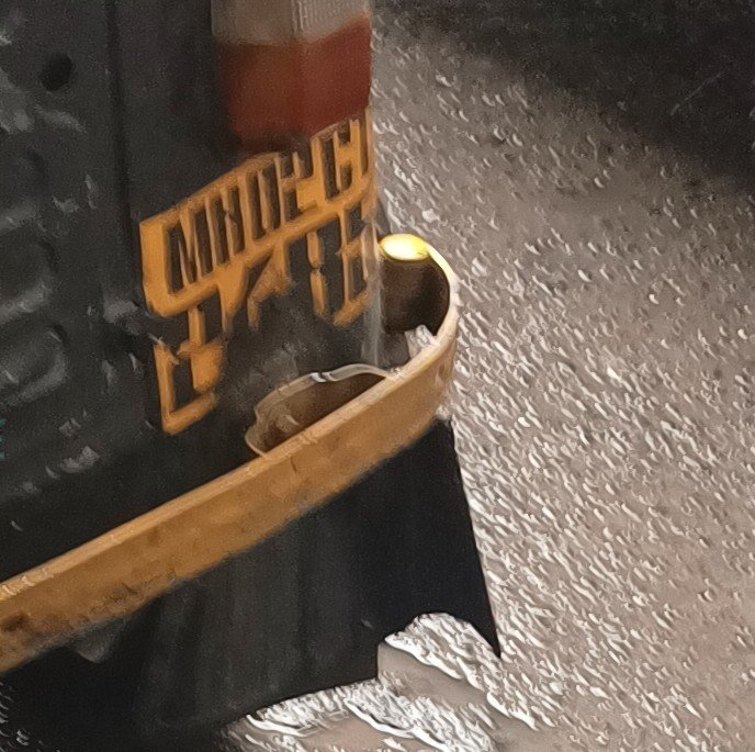 <a href="/MumbaiPolice/">मुंबई पोलीस Mumbai Police</a> <a href="/AndheriLOCA/">ANDHERI LOKHANDWALA OSHIWARA CITIZEN'S ASSOCIATION</a> 
Please check this auto plying in Andheri West for faculty meter. Reading was 75% higher than usual and driver blamed it on heavy traffic! When I asked why meter was showing distance of 2.6 km against 1.5 km travelled, he kept blaming the traffic!