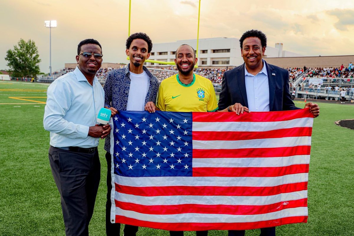 samakabforhouse's tweet photo. Wishing you and your family a safe and happy Independence Day. 🇺🇸🎆 @OmarFatehMN https://t.co/F2ORq9oTk2